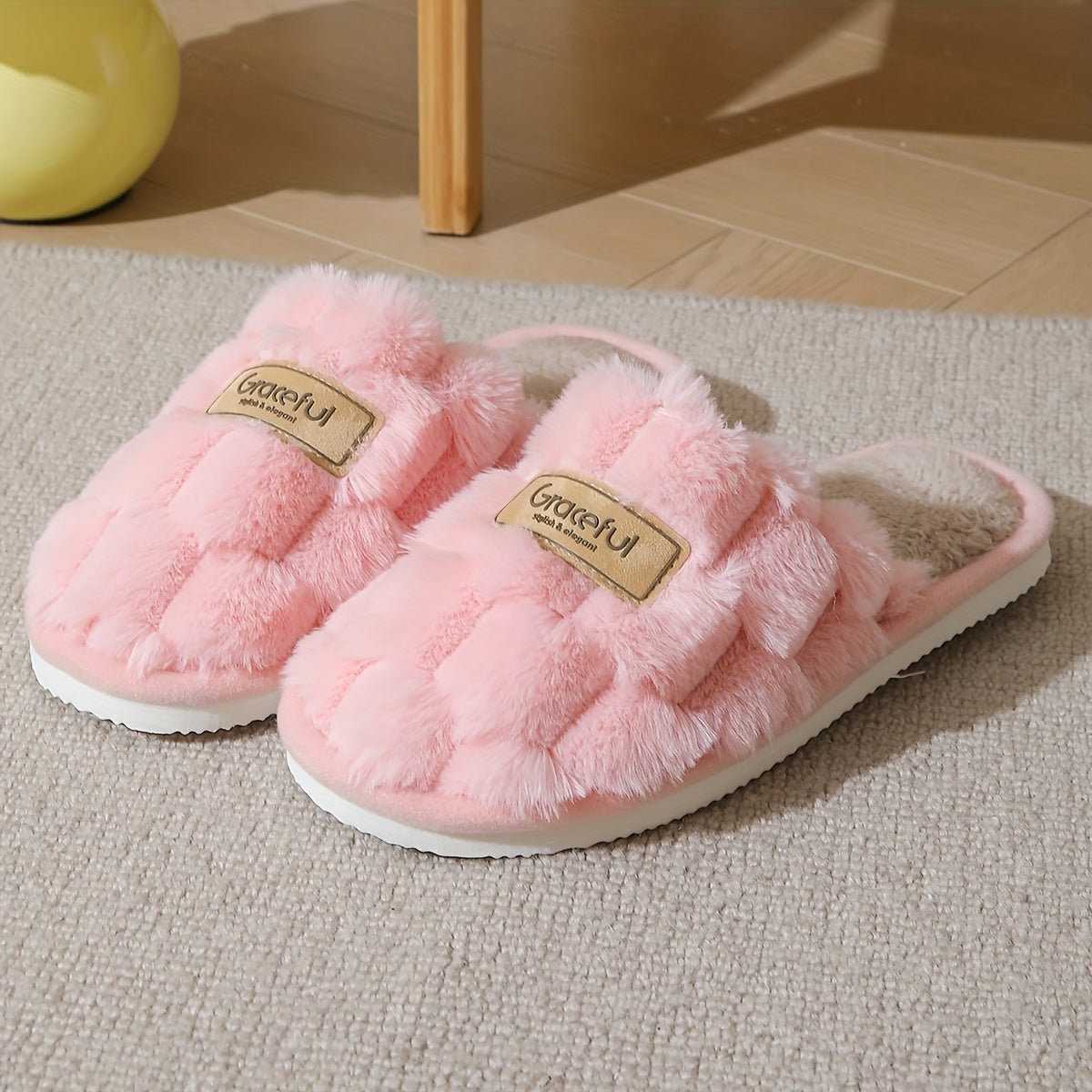 Soft And Cozy Plush Indoor Slippers for Women, Perfect for Autumn And Winter. Comfortable And Warm, Suitable for Various Occasions, Making a Great Gift for Family And Friends.