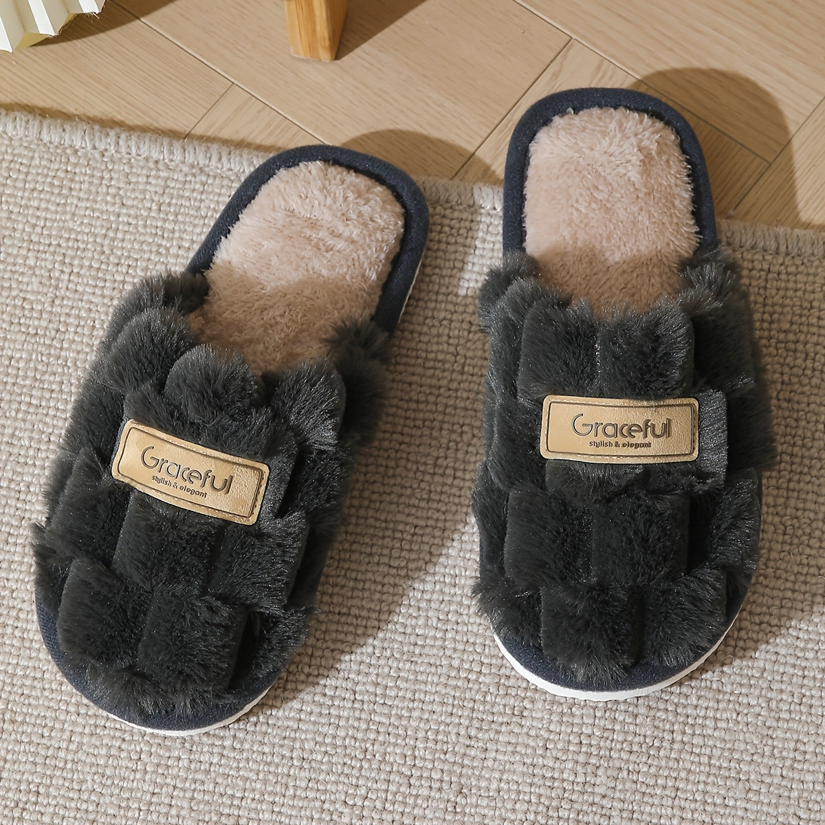 Soft And Cozy Plush Indoor Slippers for Women, Perfect for Autumn And Winter. Comfortable And Warm, Suitable for Various Occasions, Making a Great Gift for Family And Friends.