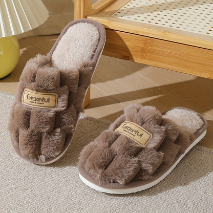 Soft And Cozy Plush Indoor Slippers for Women, Perfect for Autumn And Winter. Comfortable And Warm, Suitable for Various Occasions, Making a Great Gift for Family And Friends.