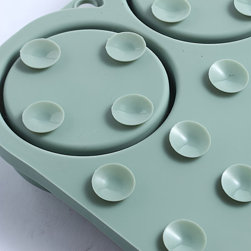 A Silicone Slow Feeder, a Multifunctional Slow Bowl for And Water, Portable Non-Slip Bowls for Cats And Dogs